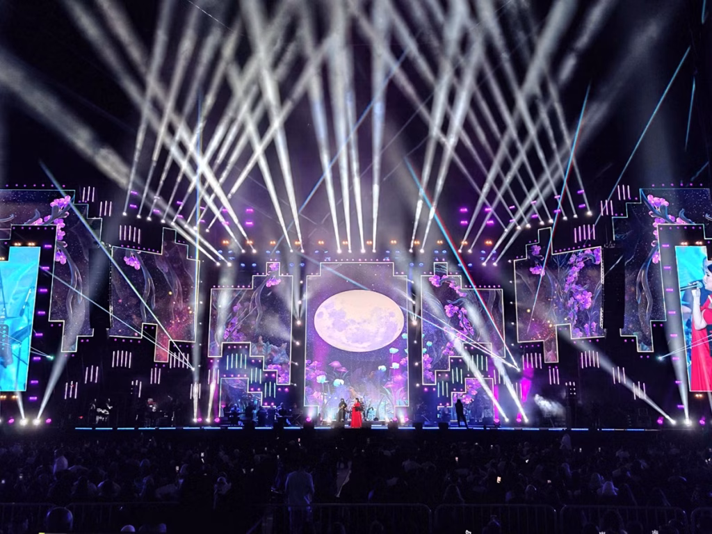 Case super dome stage in jeddah gallery01