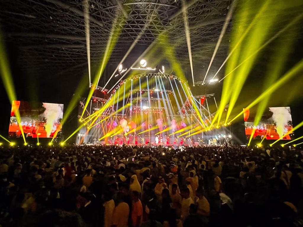 Case super dome stage in jeddah gallery02