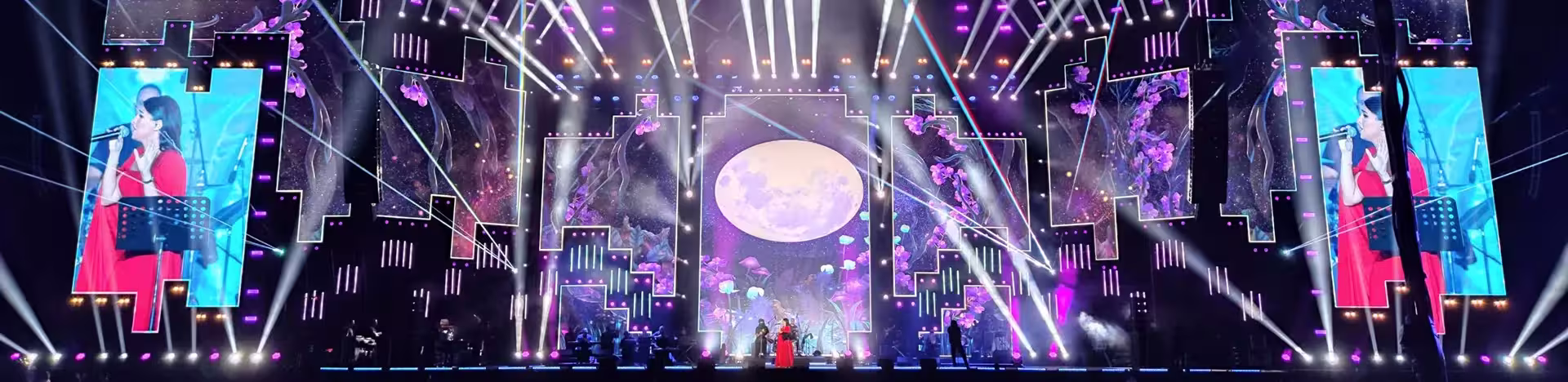 Case banner super dome stage in jeddah, saudi arabia
