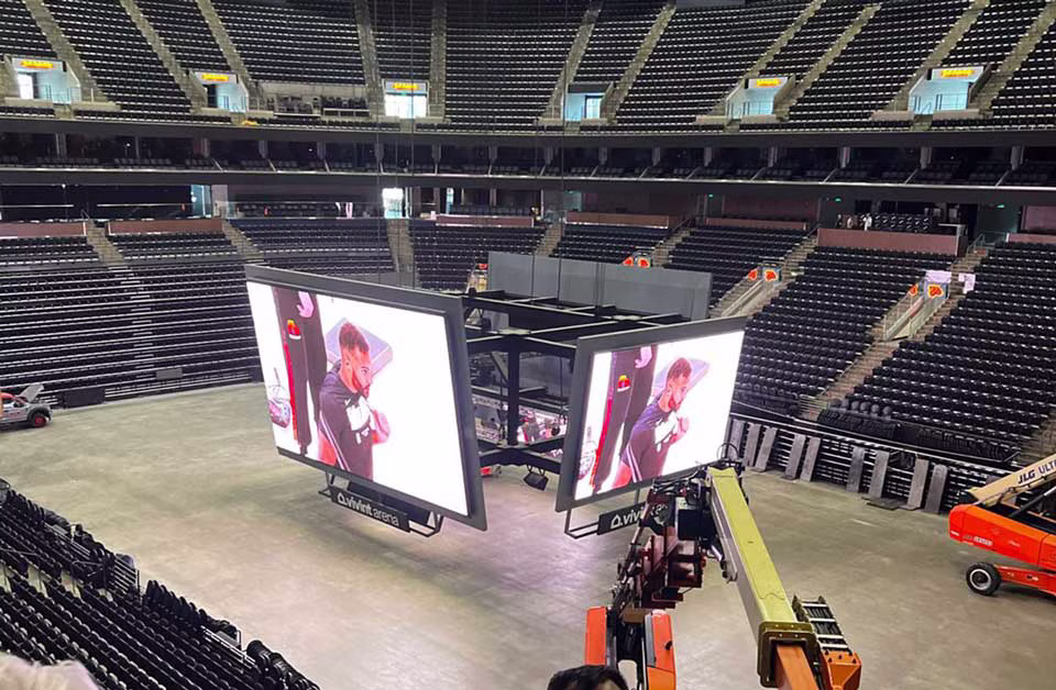 Case vivint arena gallery03